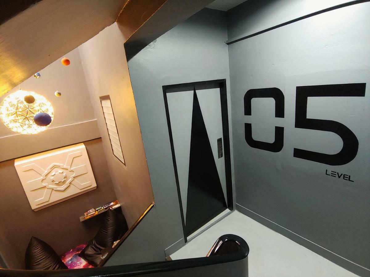 Met A Space Pod @ Asoke Bangkok Eksteriør bilde